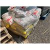Image 2 : Pallet Lot of Can-Dry Absorbent & Ice Melt