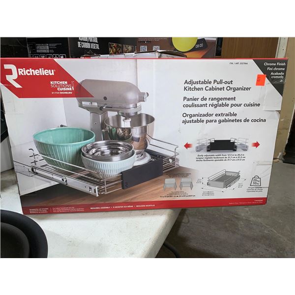 Richelieu Adjustable Pull-Out Kitchen Cabinet Organizer