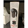 Image 2 : Easy Lint Clothing Shaver