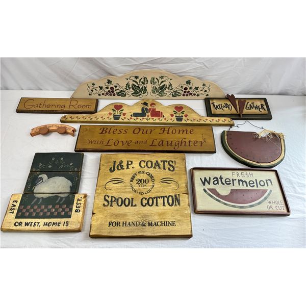 Wooden Plaque Décor