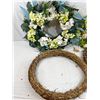 Image 2 : Seasonal Wreaths