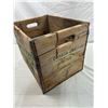 Image 4 : Canada Dry Wood Crate