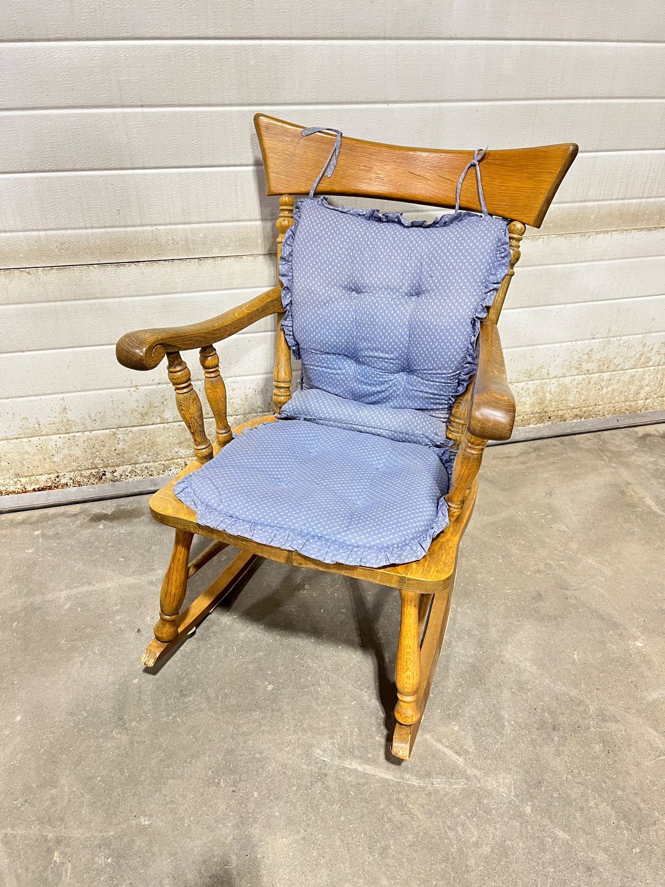 Wooden Rocking Chair - Sunrise Estate Services Ltd