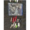 Image 1 : 10 ASSORTED POCKET KNIVES AND TOOLS