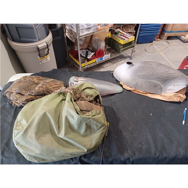 DUFFLE BAG WITH CAMO MATERIAL, TOTE WITH GOOSE/DUCK DECOYS NO HEADS