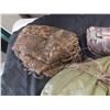 Image 3 : DUFFLE BAG WITH CAMO MATERIAL, TOTE WITH GOOSE/DUCK DECOYS NO HEADS