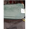Image 5 : LARGE PLASTC TOTE THAT CAN BE USED AS A CAMP SHOWER AND HAS CAMPING ACCESSORIES