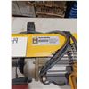 Image 3 : ELECTRIC CABLE HOIST COMES WITH A REMOTE CONTROL AND CUSTOM CEILING HANGER FOR PIPE. GREAT WORKING C