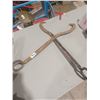 Image 2 : ICE BLOCK CLAMP