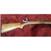 Image 2 : WINCHESTER MODEL 67 .22S,L,LR SINGLE SHOT BOLT ACTION - WOOD STOCK - BARREL LENGTH 27"