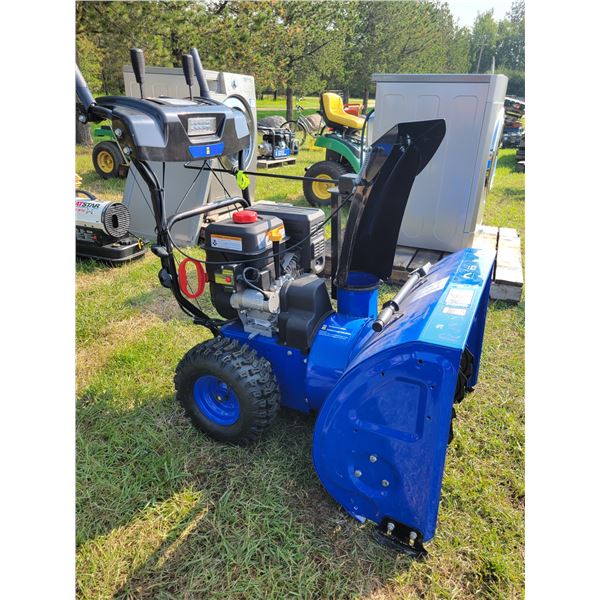 Power Fist, 30" Snow blower, elec. Start, brand new, never used