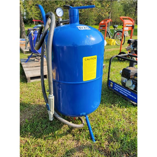 20-gal Sand blaster