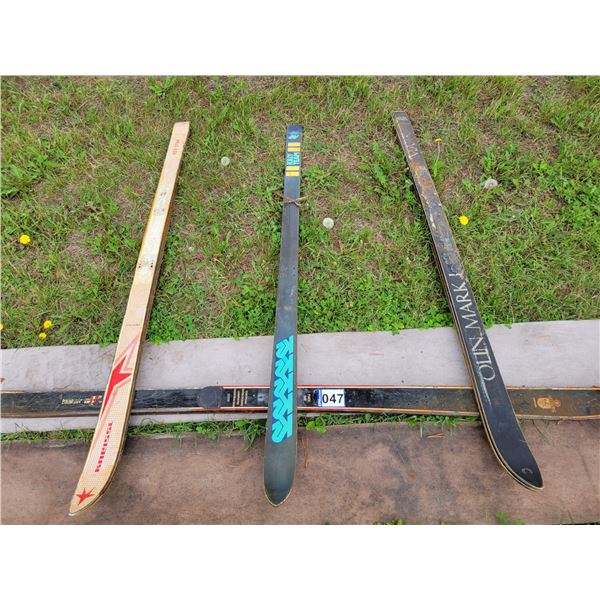 7- Old skis (good for a sleigh)