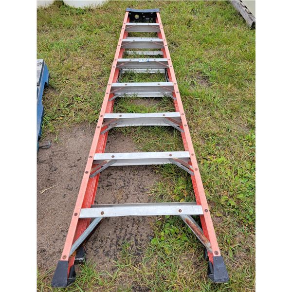 8 ft Louisville step ladder (Orange)
