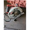 Image 1 : Skill saw (working)