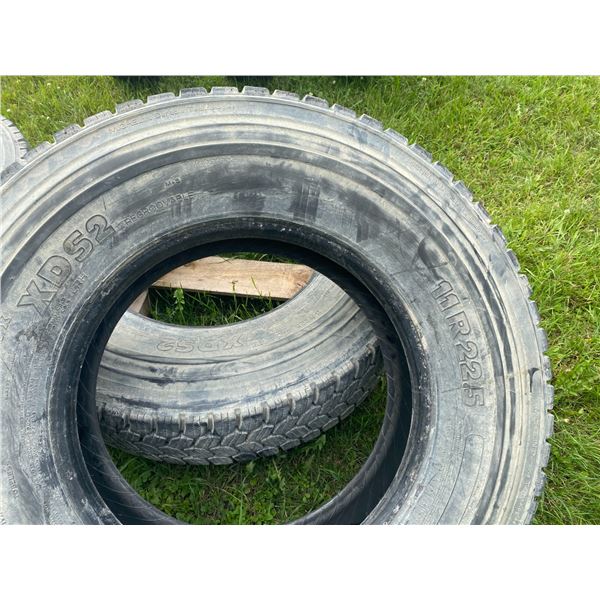 (So much each x 2) 11R22.5 Michelin Tires