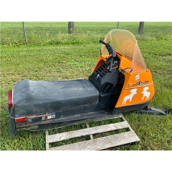 1982 Bombardier 250 Ski-Doo, SN. 303801615, PH Del (780) 736-3688
