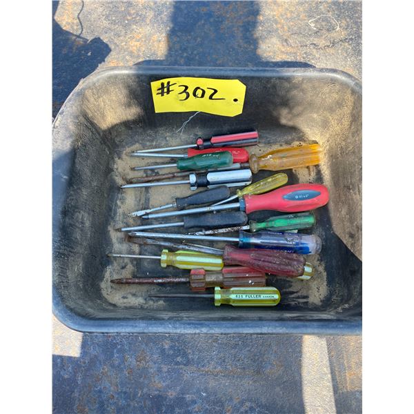 Approx. 16- screwdrivers