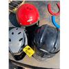 Image 1 : 3- Helmets
