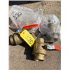 Image 2 : (So much each x 4) 4- Ball valves (new)