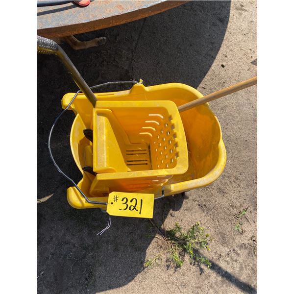 Mop & wash pail