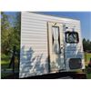 Image 8 : 10' Camper c/w hyd. jacks roof is poor (buyer is responsible to load) steel saw horses or steps DO N