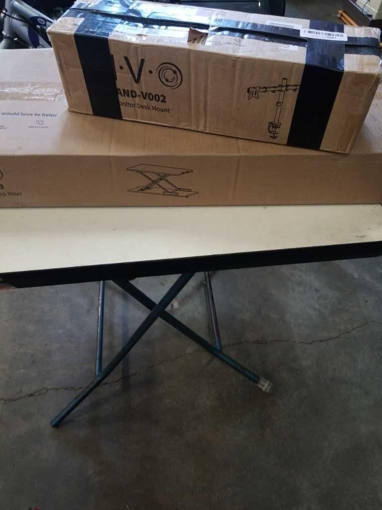 Treadmill Riser VIVO DESKTOP RISER FOR TREADMILL AND CLAMP ON DUAL MONITOR MOUNT