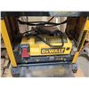 Image 2 : DeWalt DW733 Portable 12.5" Thickness Planer (Works - See Video)