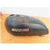 Image 3 : Suzuki Motorcycle Gas Tank 