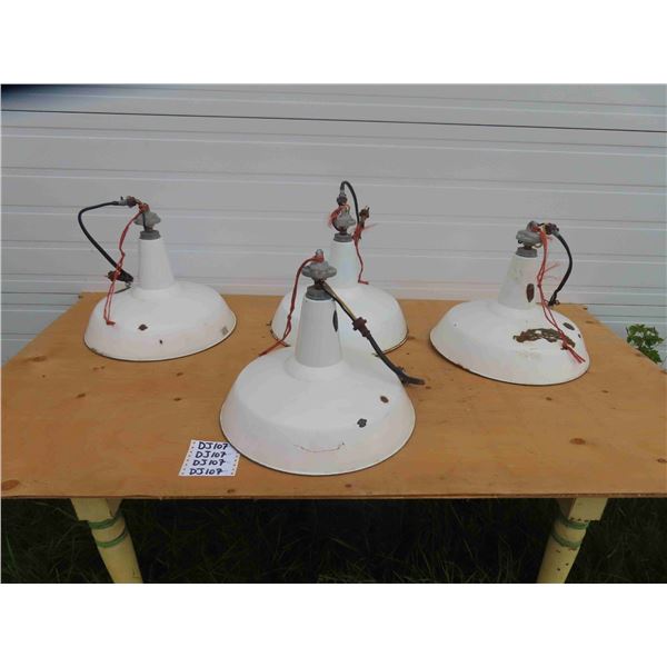 Set of 4 White Porcelain Barn / Service Station