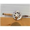 Image 2 : Antique Great Lakes Steel Line Fishing Rod and