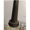 Image 3 : 2 Eco Oil Quartz Bottles with 6 Bottle Holder Rack