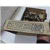 Image 7 : Weed Chains Auto Tire Chains with Original Box