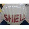 Image 2 : Shell Clam Shaped Gas Bowser Globe 19'' x 19'' x 10''