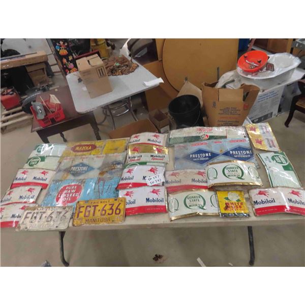 22 Flattened Oil Cans , 2 License Plates : White Rose , Quaker State , 