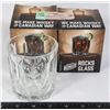 Image 1 : 2 CROWN ROYAL CUT CRYSTAL ROCKS GLASS GLASSES