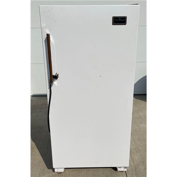 UPRIGHT FREEZER - WORKS!