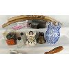 Image 3 : Lot of Various Vintage Collectible Items