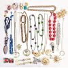 Image 1 : Large collection of Vintage Jewelry 
