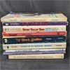 Image 2 : Mixed Lot of 9 Vintage Paperback Books 