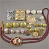 Image 1 : Lot of Military Buttons & Badges