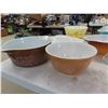 Image 5 : Assorted Pyrex Bowls - Variety of Colors + Sizes