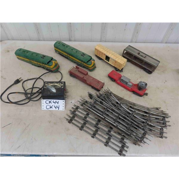 Marx ' O' Gauge Trains, Track, Transformer