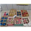 Image 1 : 8 Packages of Vintage Christmas Bulbs