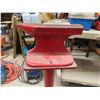 Image 2 : Small Anvil on Brake Drum Stand 37" Tall