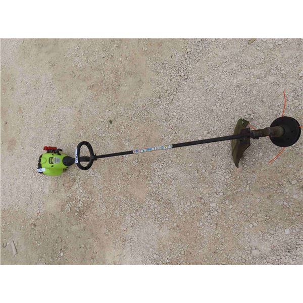 Poulan P2500 Gas String Trimmer 17" cut 25cc Engine - Good Compression