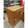 Image 2 : Wood Ice Box with Proper Galvanized Lining and Original Handles 40'' x 27'' x 19'' 