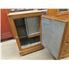 Image 8 : Wood Ice Box with Proper Galvanized Lining and Original Handles 40'' x 27'' x 19'' 