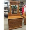 Image 1 : East Lake Dresser 31'' x 38'' x 18'' with Swing Mirror 42'' x 27'' - Very