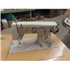 Image 2 : Kenmore Electric Cabinet Sewing Machine